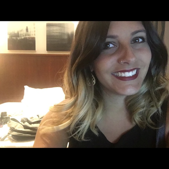 Meet your Posher, Lynsie - Picture 1 of 1